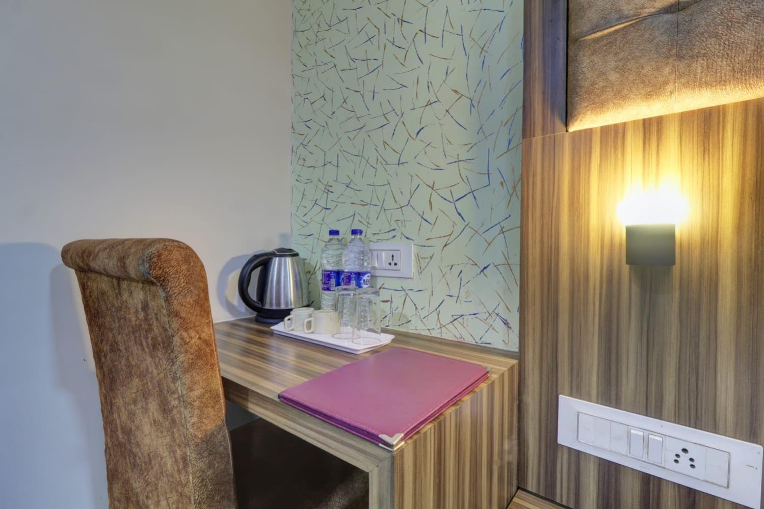 Hotel Blue Terminal Mumbai Luaran gambar